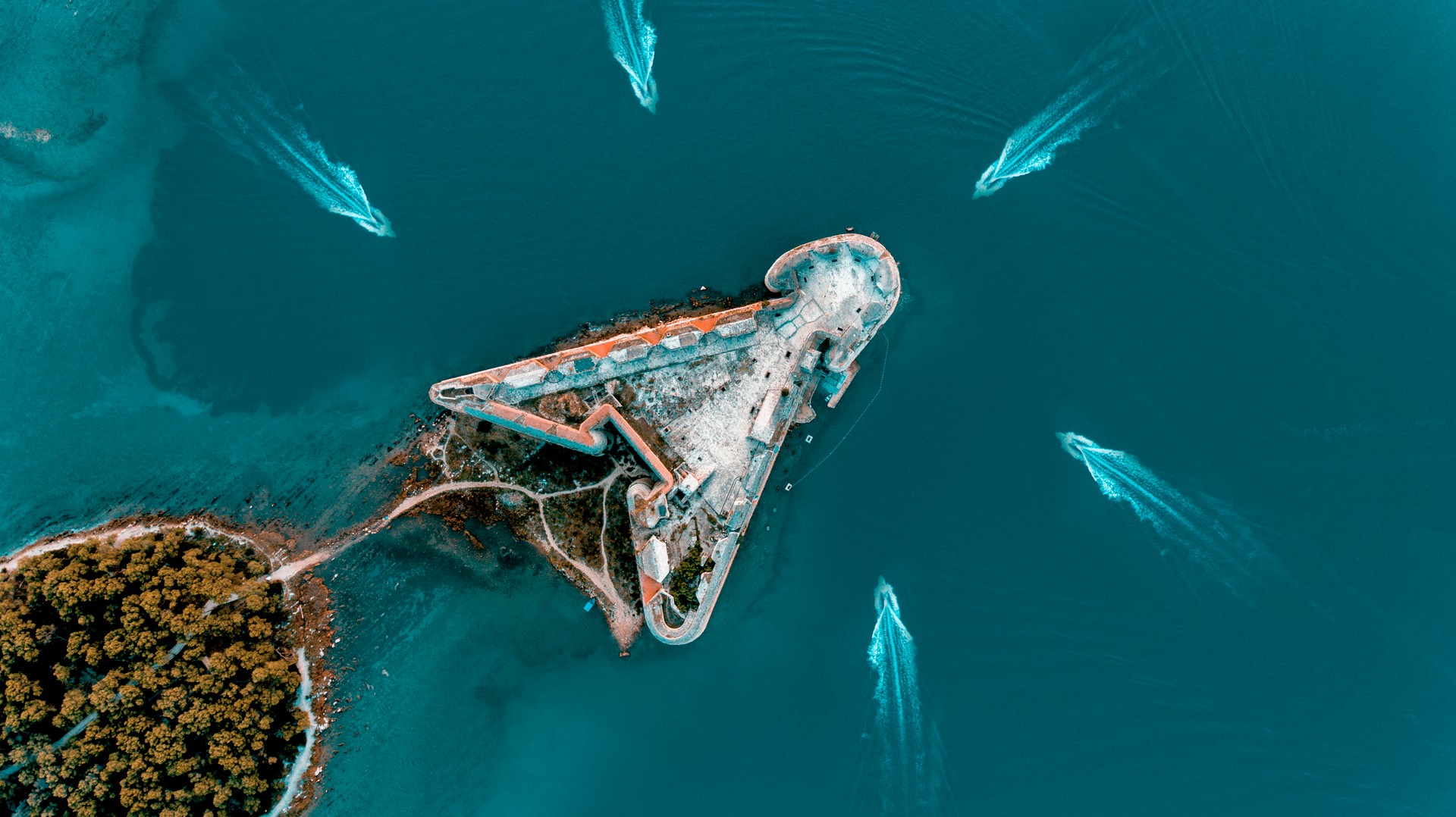 https://staging.luxevillascollection.com/storage/u-222/2023/12/14/sibenik-1702582925.jpg