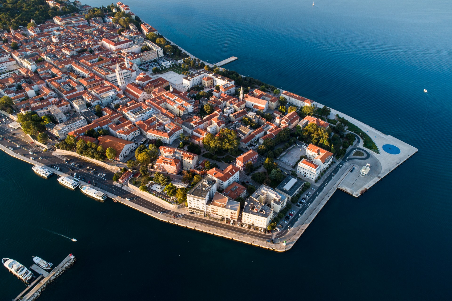 https://staging.luxevillascollection.com/storage/u-222/2023/12/14/zadar-1702582841.jpg