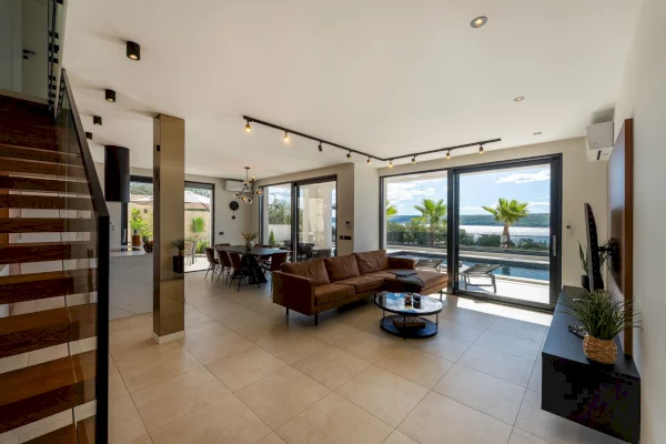 Villa Spectrum